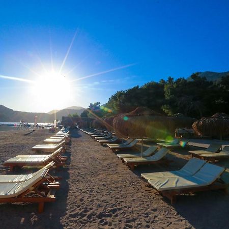 Green Pine Beach & Bungallows Хисароню Экстерьер фото