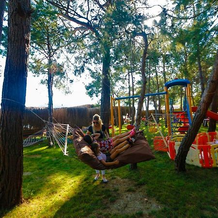 Green Pine Beach & Bungallows Хисароню Экстерьер фото